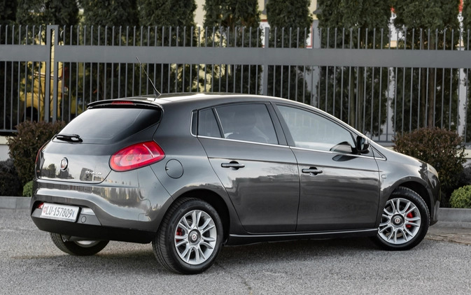 Fiat Bravo cena 17600 przebieg: 174000, rok produkcji 2009 z Radom małe 529